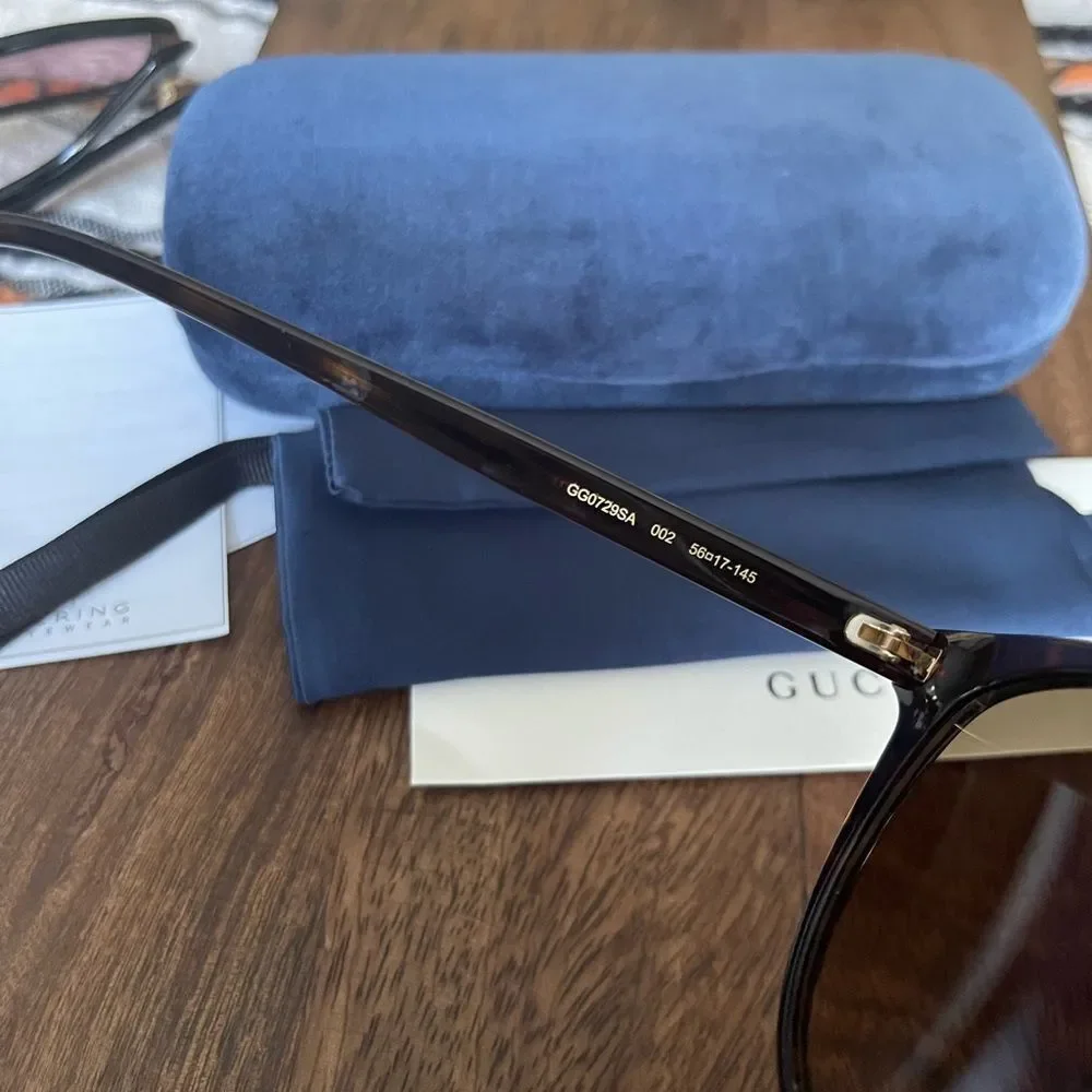 New Gucci ❤️56 mm cat eye sunglasses